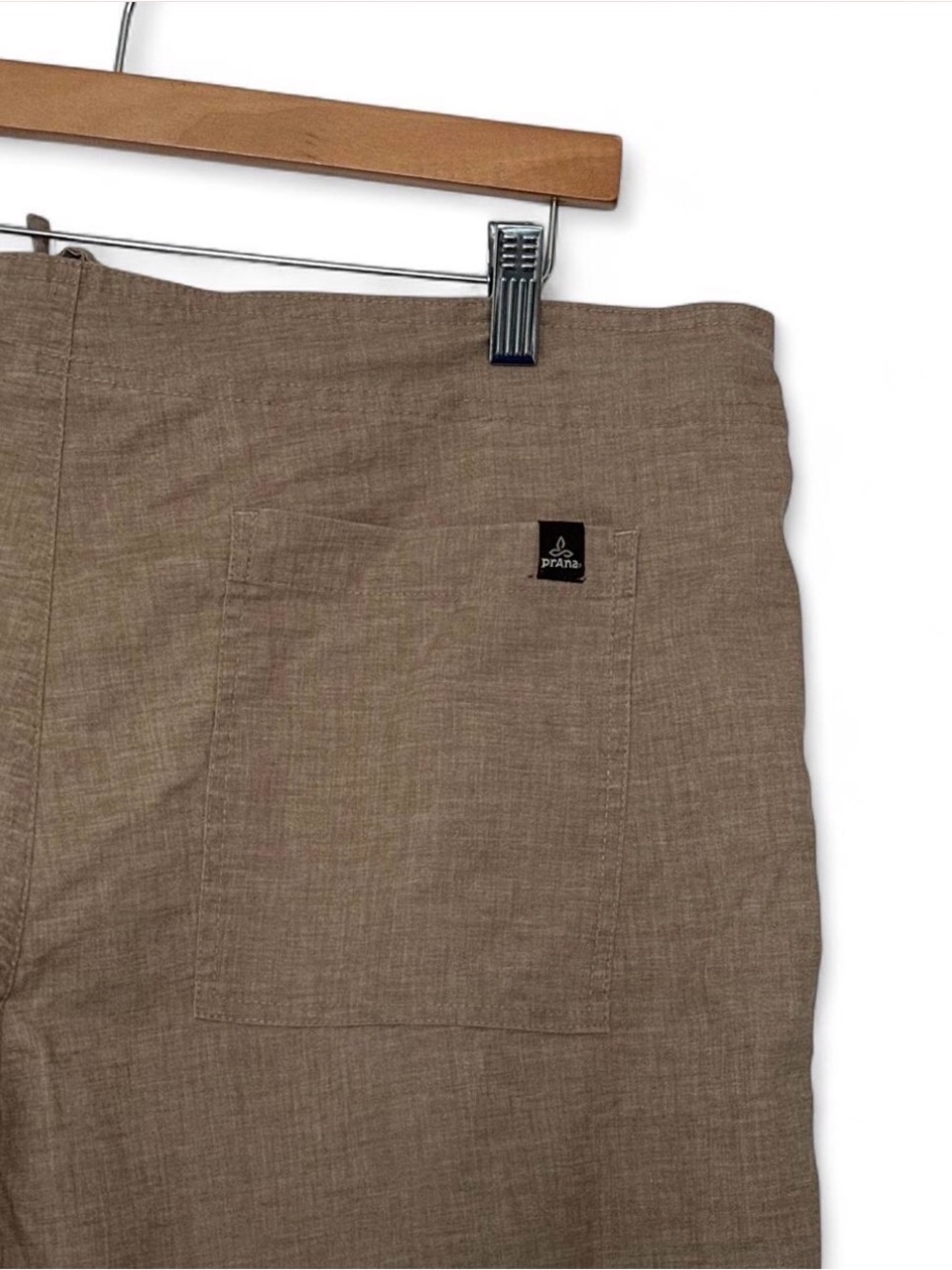 Prana Men's Drawstring Hemp Tan shorts
Sz Large EUC - Picture 4 of 6